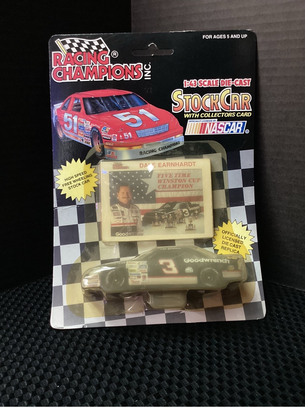 NASCAR Dale Earnhardt Stock Car 1:43 Die-Cast - Black